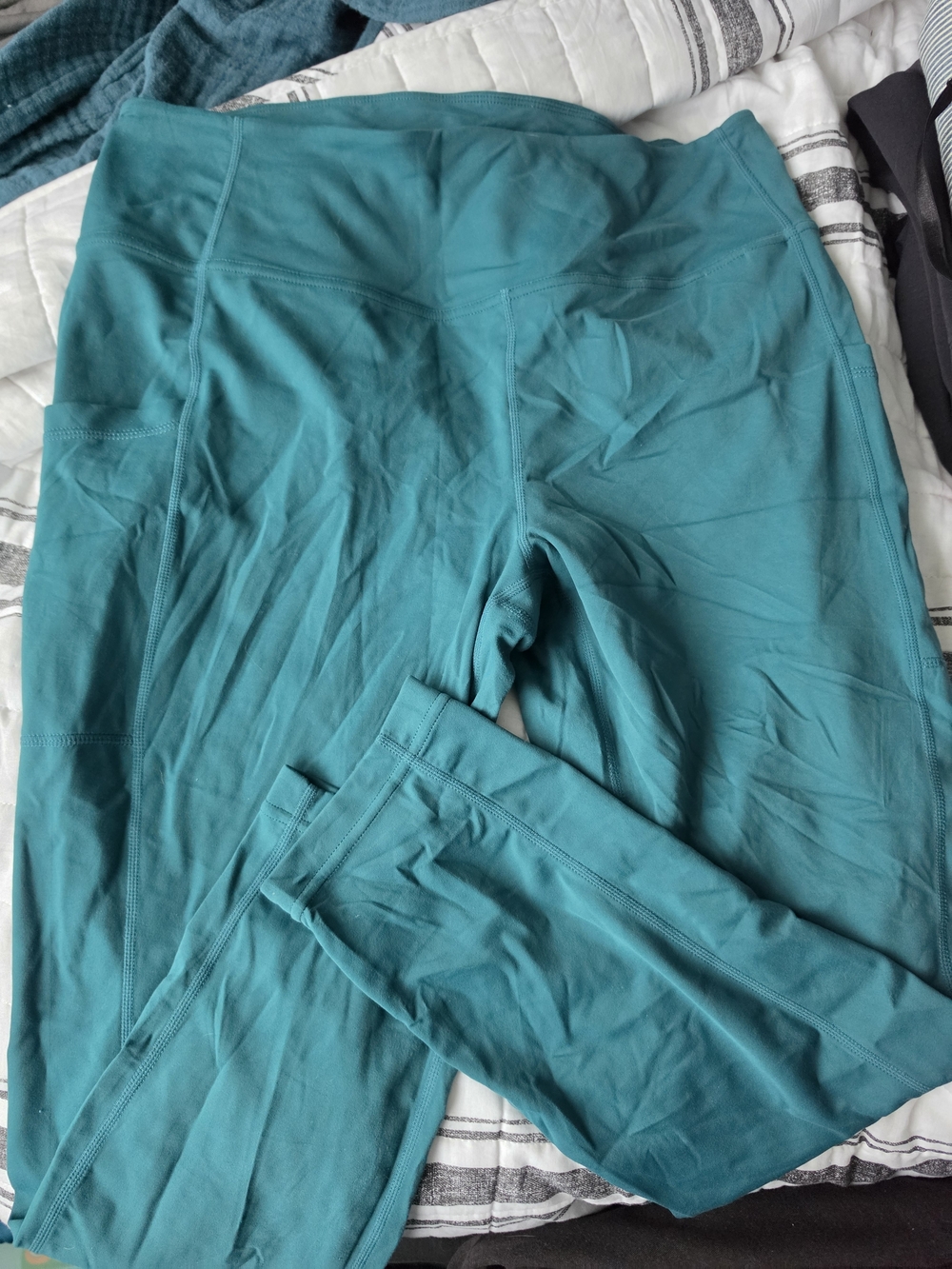 Roots Teal Women's Leggings - Stretch Active Bottoms.  Nwot